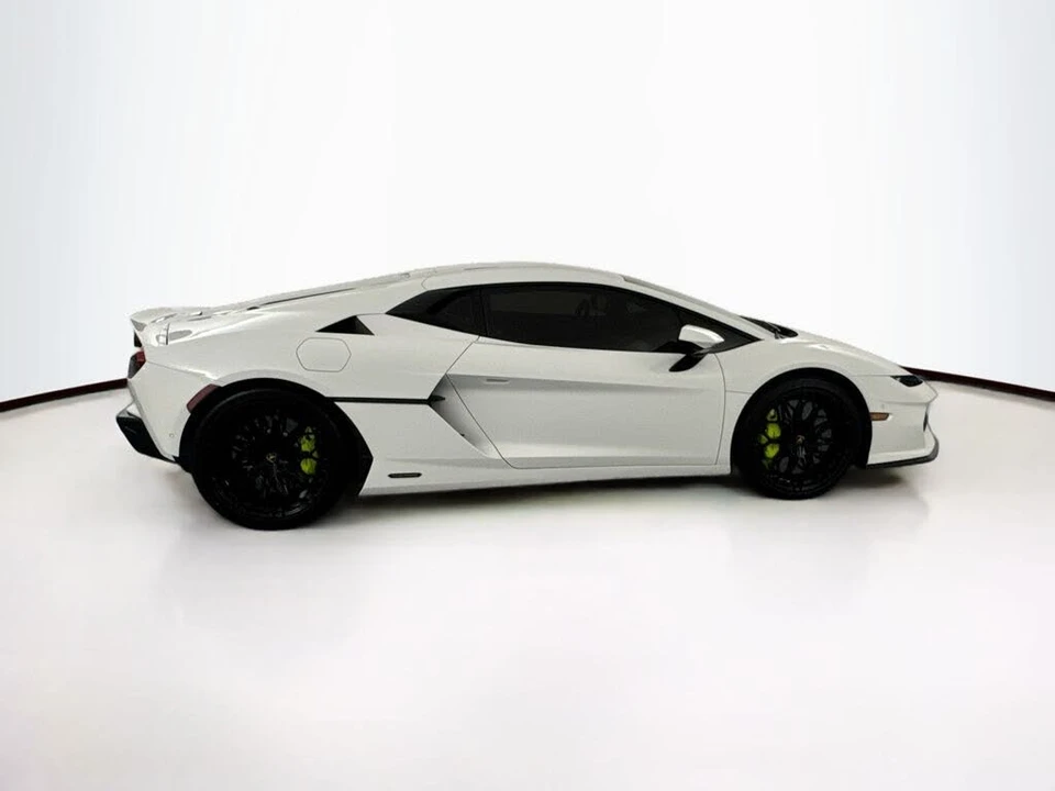 2026 Lamborghini Temerario - Image 4 of 26