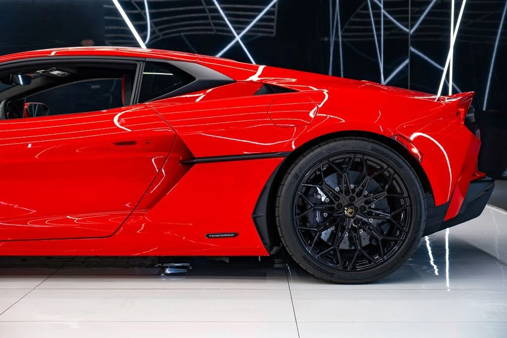 2026 Lamborghini Temerario - Image 7 of 31