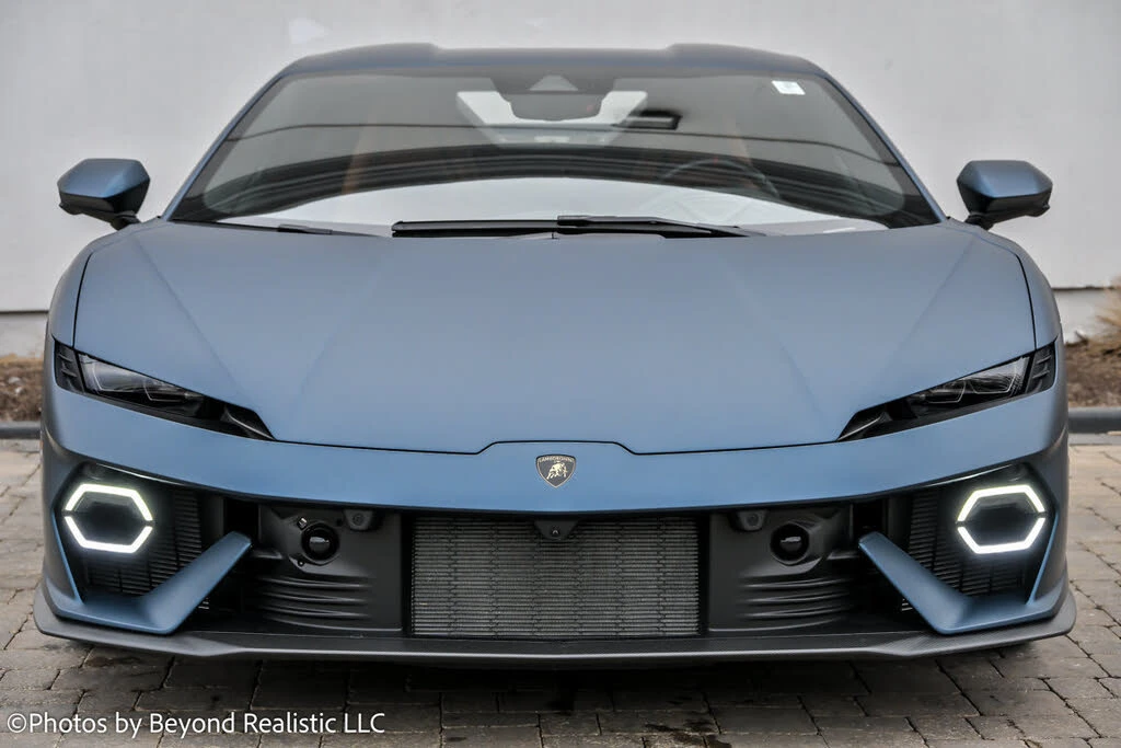 2026 Lamborghini Temerario - Image 2 of 31