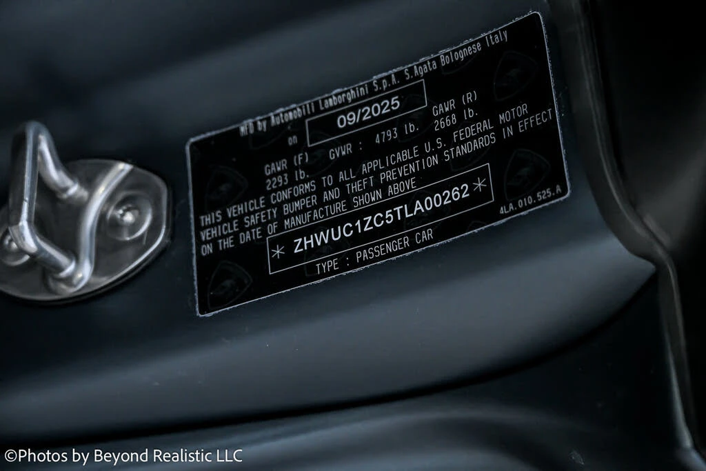2026 Lamborghini Temerario - Image 16 of 31