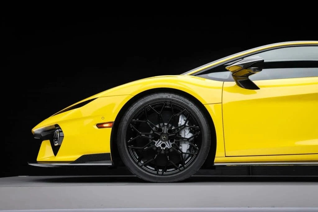 2026 Lamborghini Temerario - Image 18 of 31
