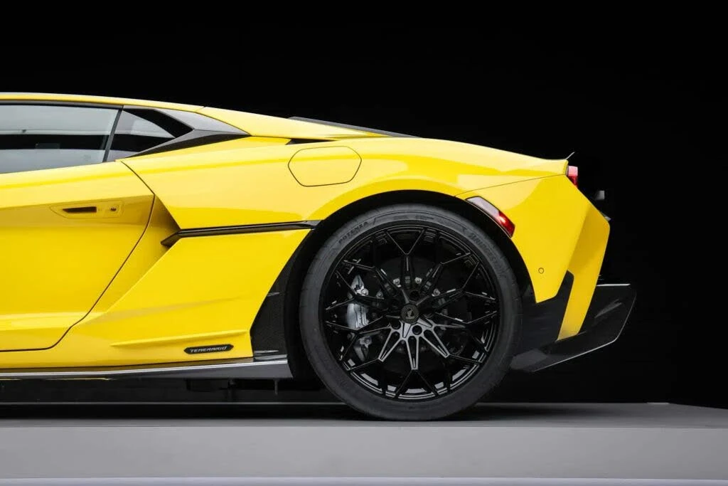 2026 Lamborghini Temerario - Image 19 of 31