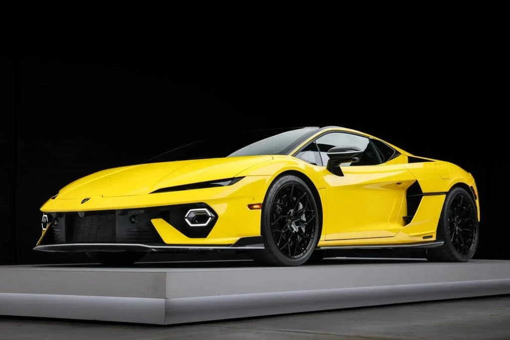 2026 Lamborghini Temerario - Image 3 of 31