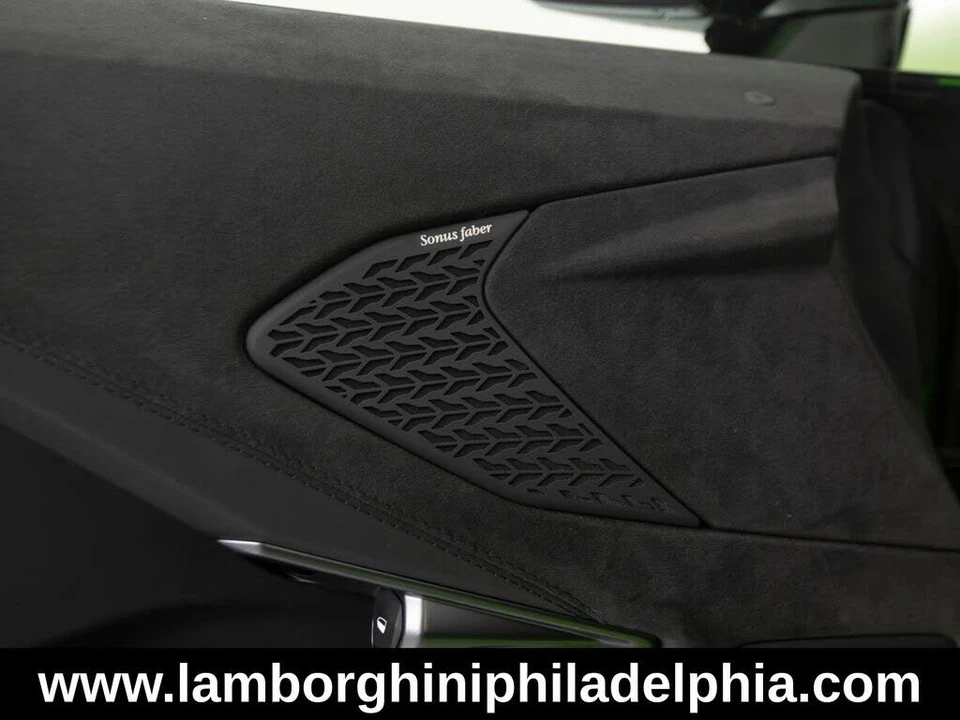 2026 Lamborghini Temerario - Image 13 of 31