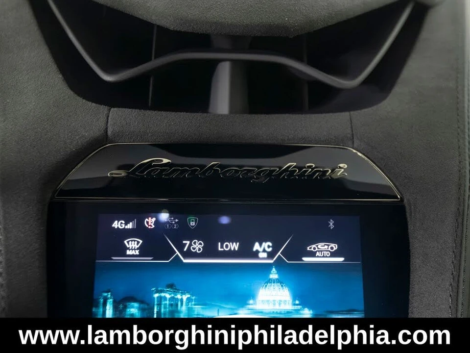 2026 Lamborghini Temerario - Image 25 of 31