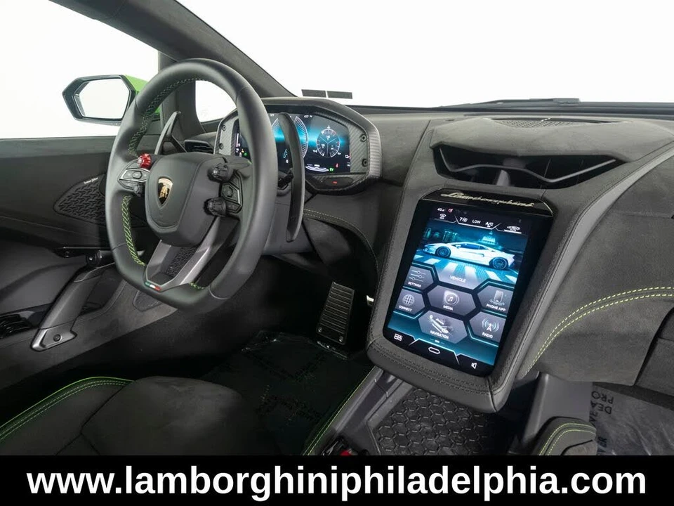 2026 Lamborghini Temerario - Image 28 of 31