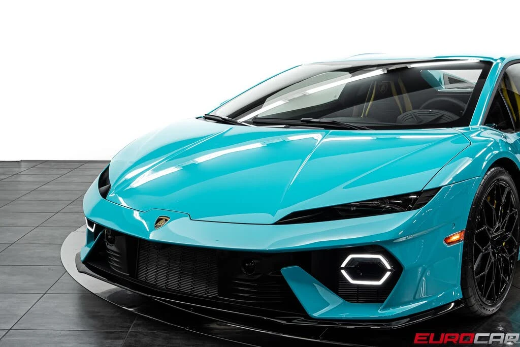 2026 Lamborghini Temerario - Image 11 of 31