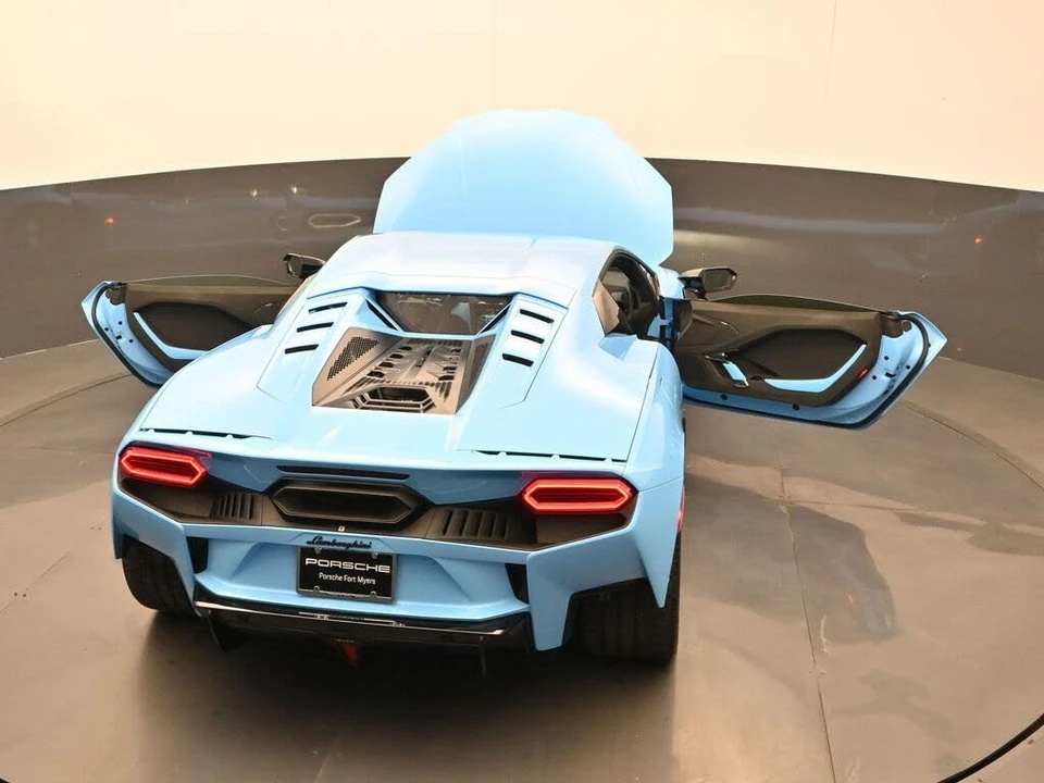 2026 Lamborghini Temerario - Image 23 of 29