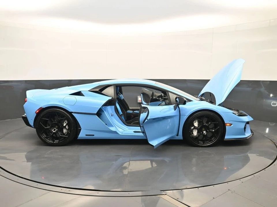 2026 Lamborghini Temerario - Image 29 of 29
