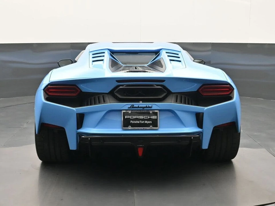 2026 Lamborghini Temerario - Image 17 of 29