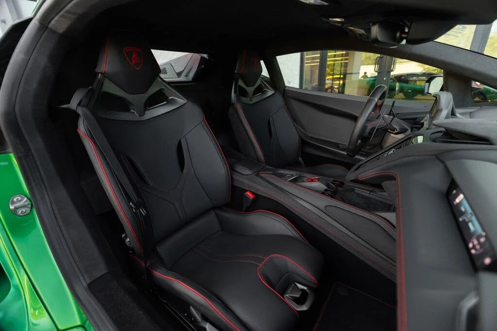 2026 Lamborghini Temerario - Image 17 of 31