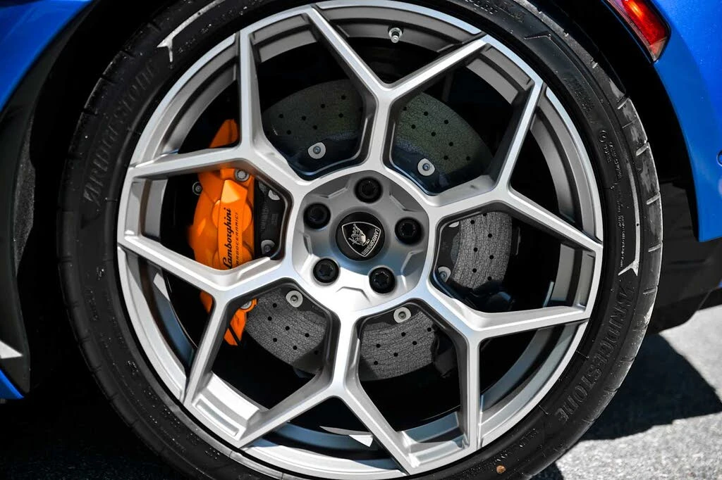 2026 Lamborghini Temerario - Image 21 of 31