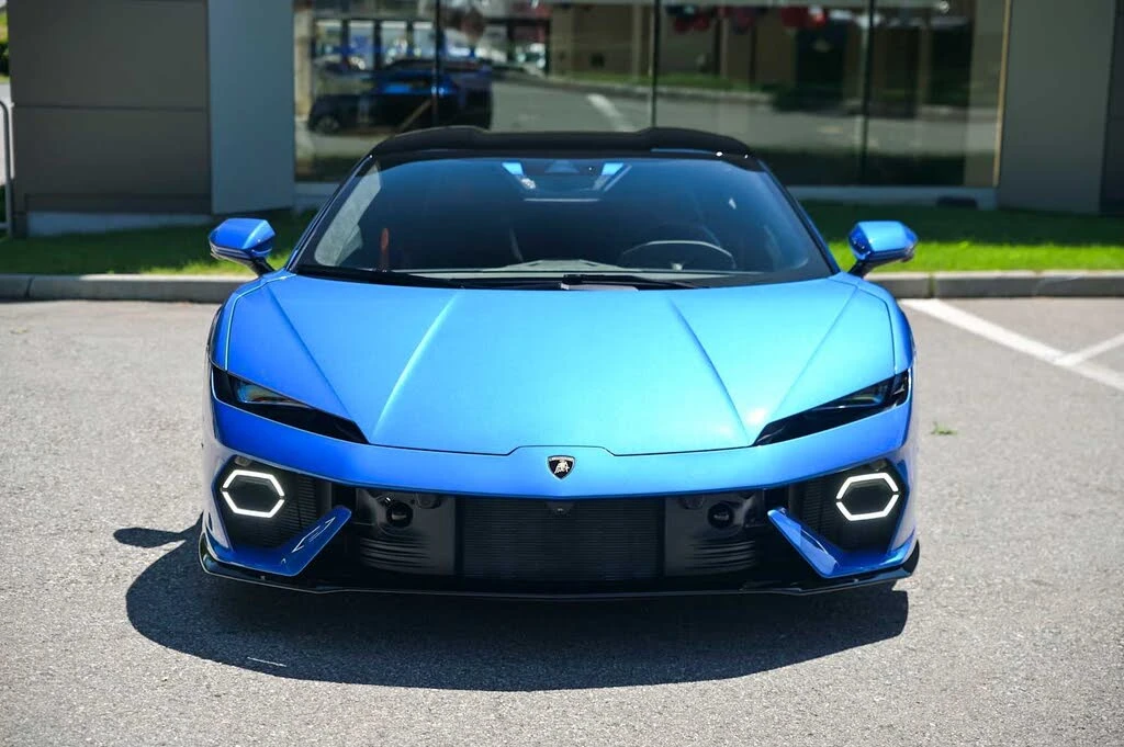 2026 Lamborghini Temerario - Image 2 of 31