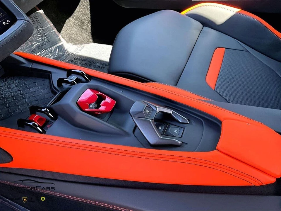2026 Lamborghini Temerario - Image 11 of 15