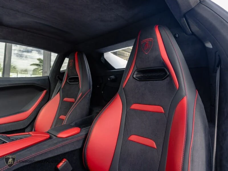 2026 Lamborghini Temerario - Image 17 of 27