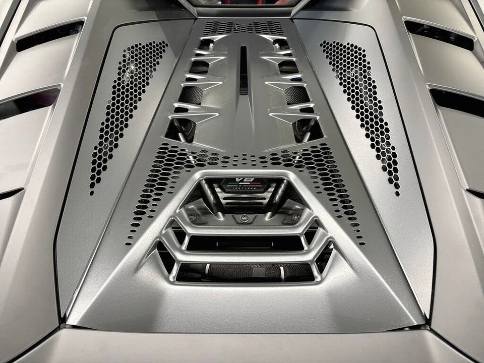 2026 Lamborghini Temerario - Image 28 of 31