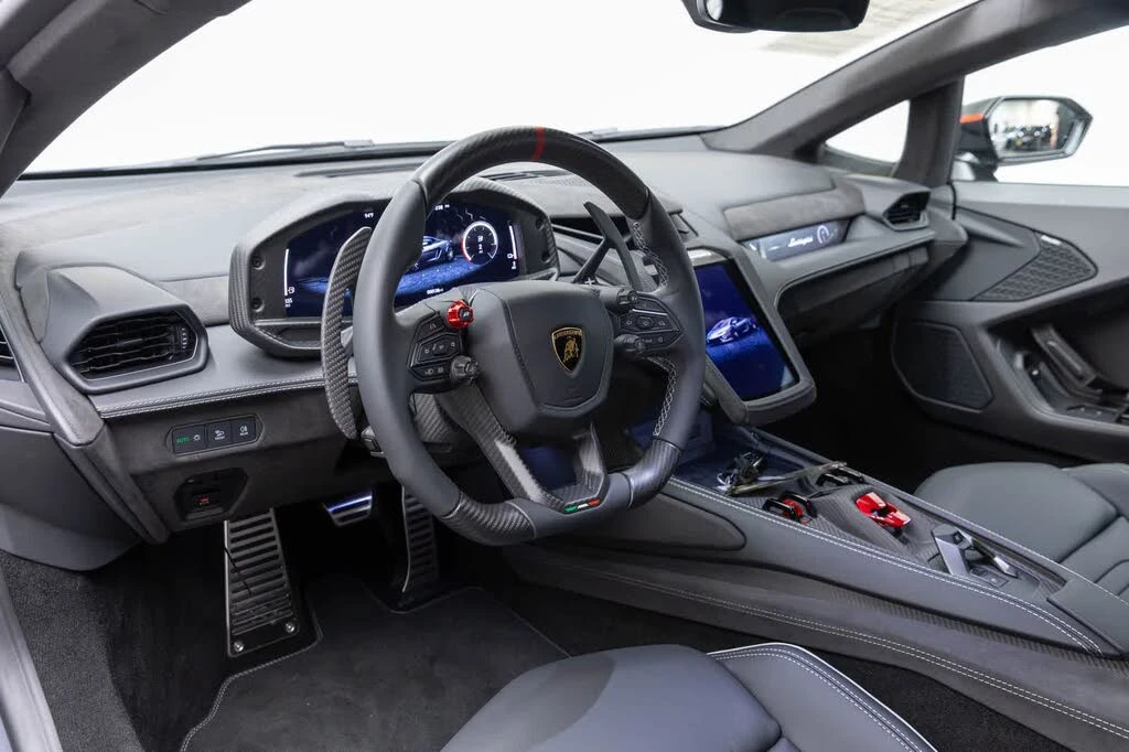 2026 Lamborghini Temerario - Image 2 of 31