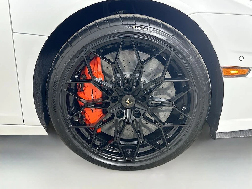 2026 Lamborghini Temerario - Image 10 of 31