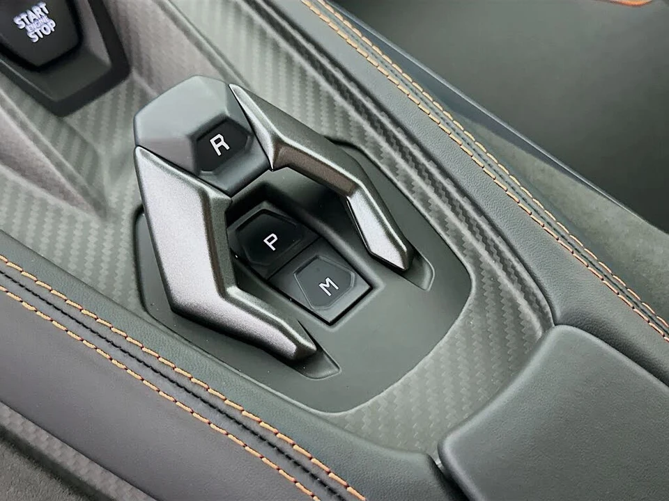 2026 Lamborghini Temerario - Image 27 of 31