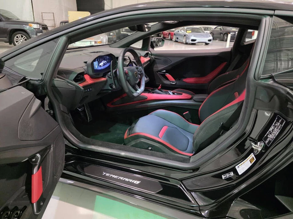 2026 Lamborghini Temerario - Image 8 of 31