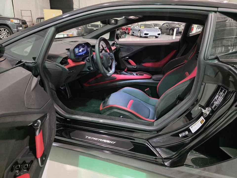 2026 Lamborghini Temerario - Image 21 of 31