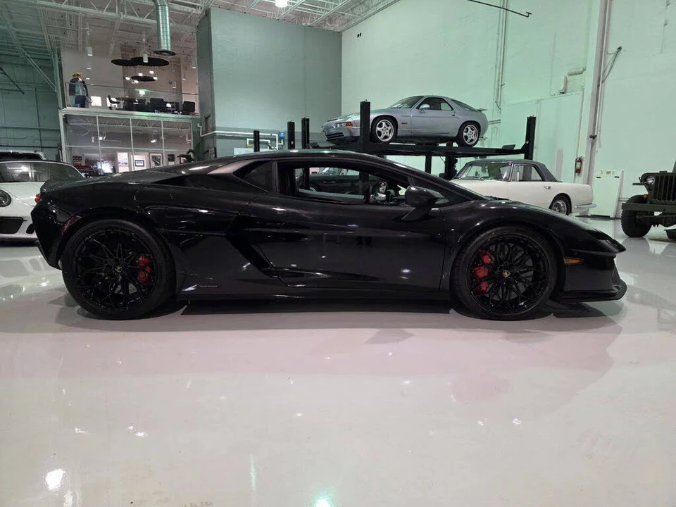 2026 Lamborghini Temerario - Image 13 of 31