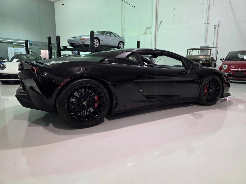 2026 Lamborghini Temerario - Image 14 of 31