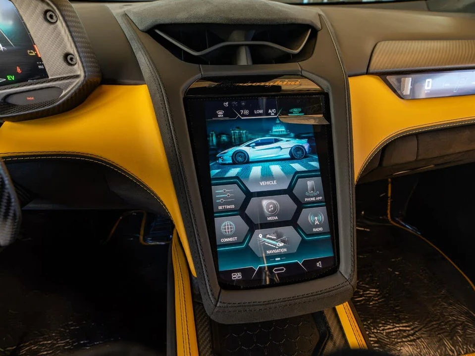 2026 Lamborghini Temerario - Image 18 of 29