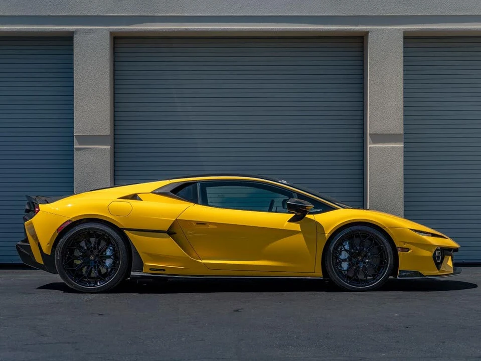 2026 Lamborghini Temerario - Image 9 of 29