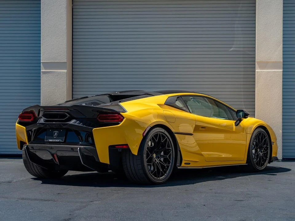 2026 Lamborghini Temerario - Image 10 of 29