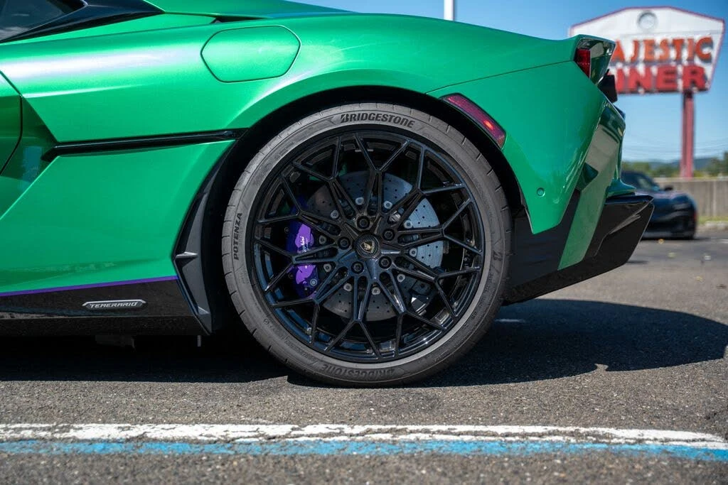 2026 Lamborghini Temerario - Image 22 of 31
