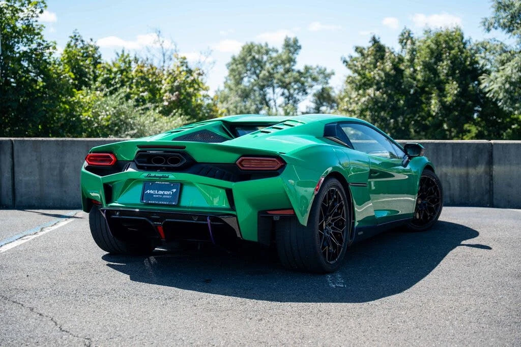 2026 Lamborghini Temerario - Image 13 of 31