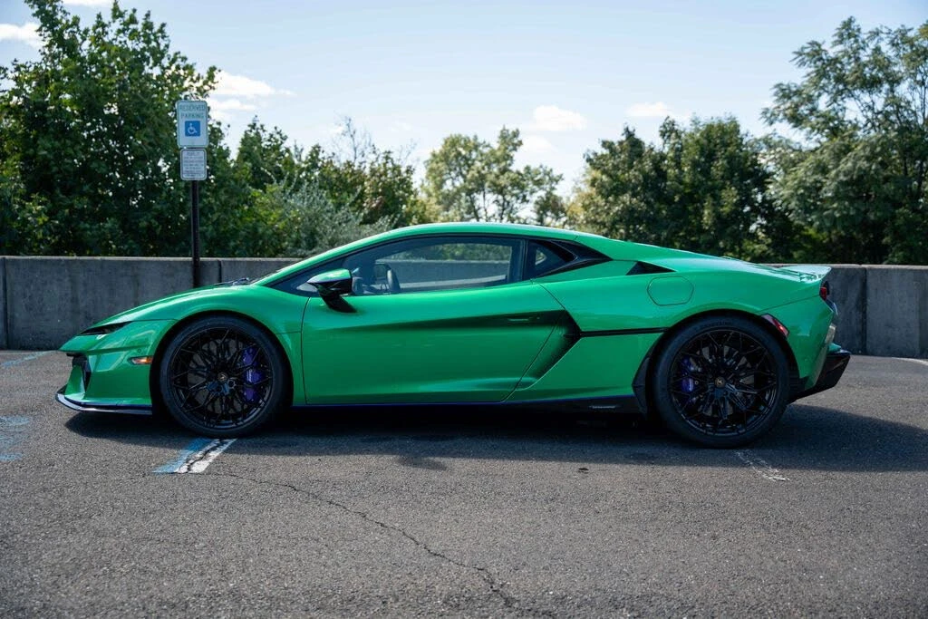 2026 Lamborghini Temerario - Image 11 of 31