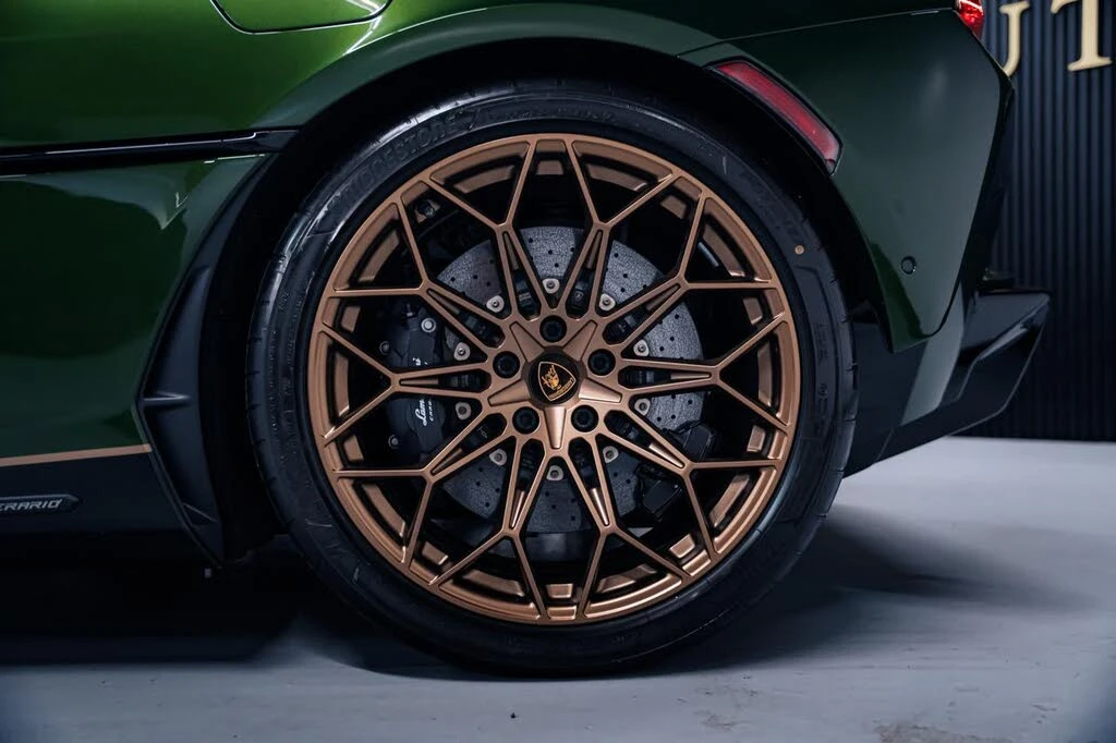2026 Lamborghini Temerario - Image 10 of 31