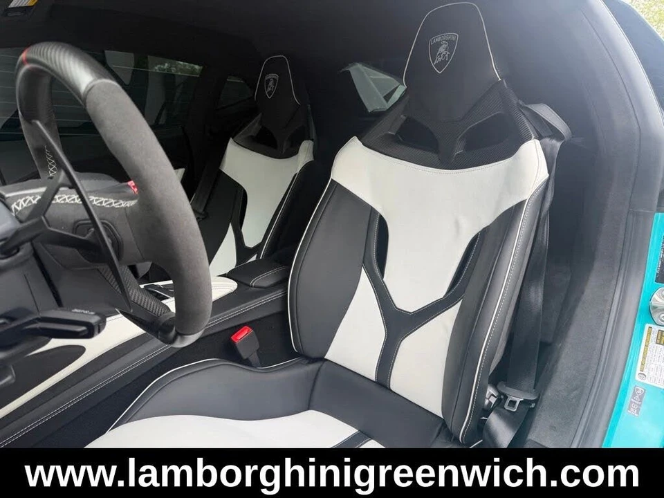 2026 Lamborghini Temerario - Image 17 of 26
