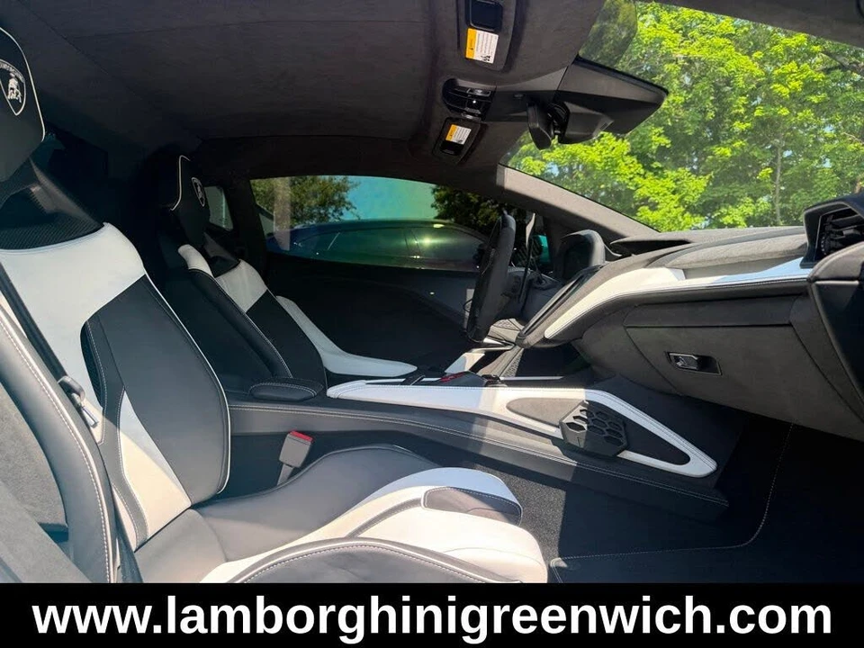 2026 Lamborghini Temerario - Image 25 of 26