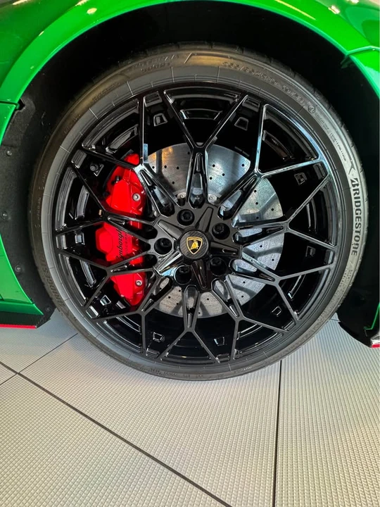 2026 Lamborghini Temerario - Image 7 of 19