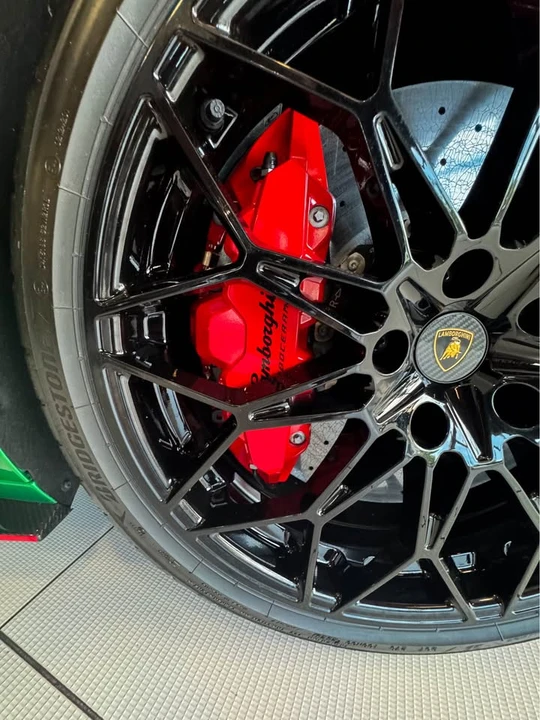 2026 Lamborghini Temerario - Image 8 of 19