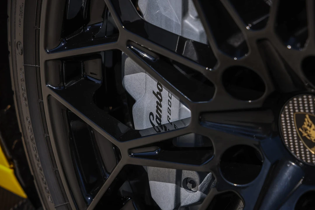 2026 Lamborghini Temerario - Image 25 of 31