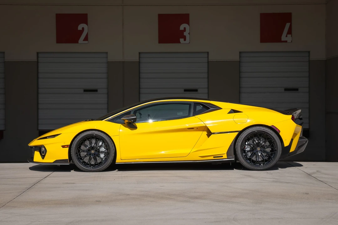 2026 Lamborghini Temerario - Image 7 of 31