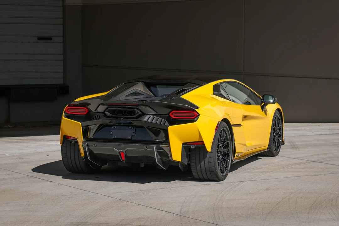 2026 Lamborghini Temerario - Image 13 of 31