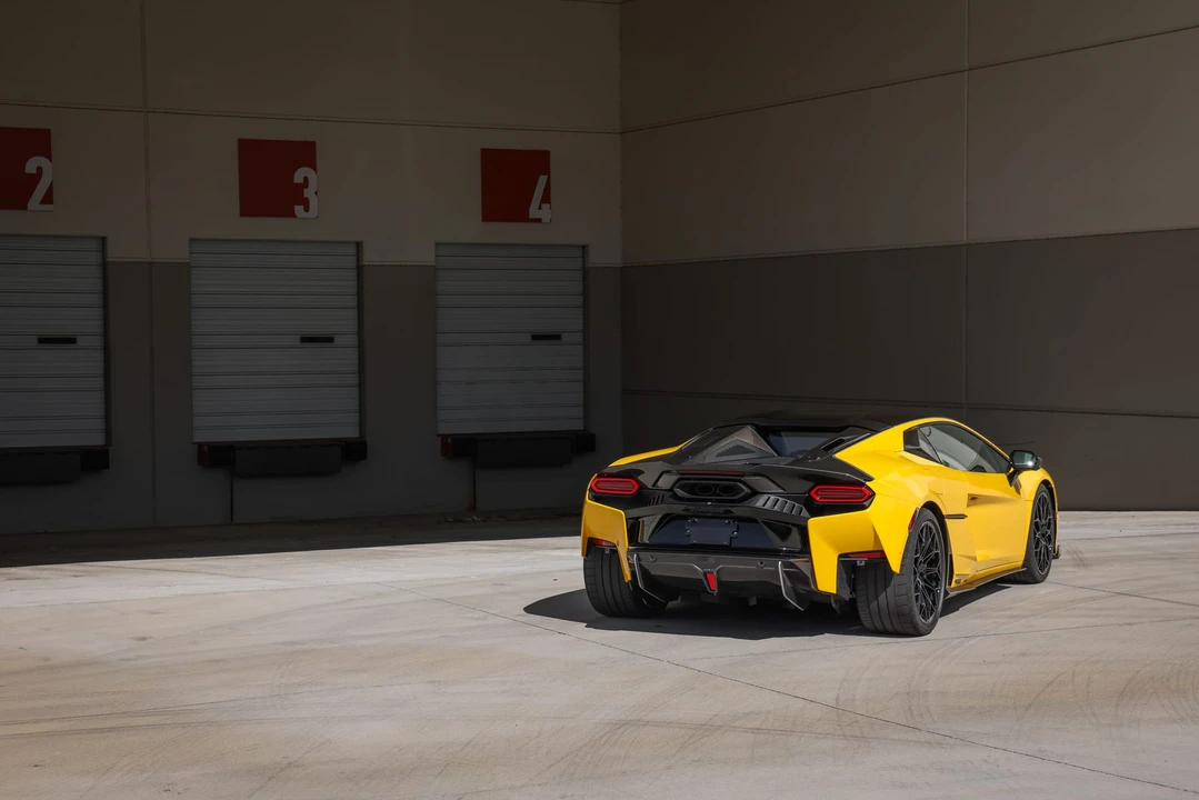 2026 Lamborghini Temerario - Image 14 of 31
