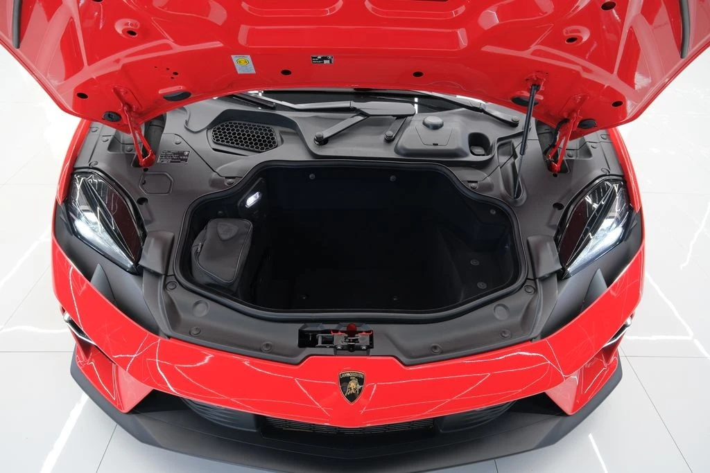 2026 Lamborghini Temerario - Image 21 of 31