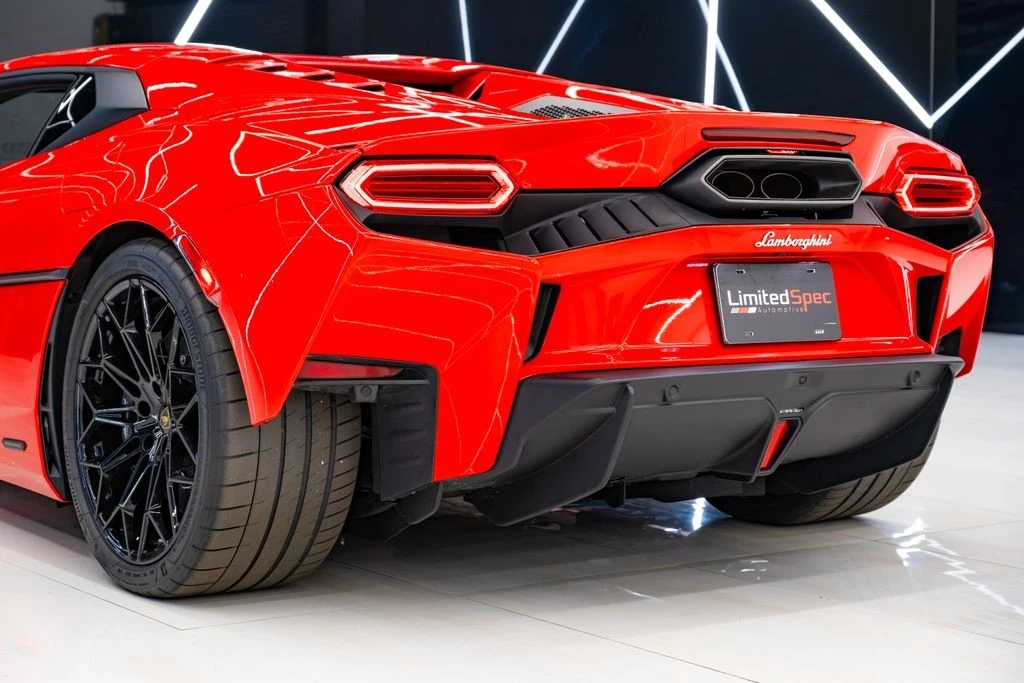 2026 Lamborghini Temerario - Image 11 of 31