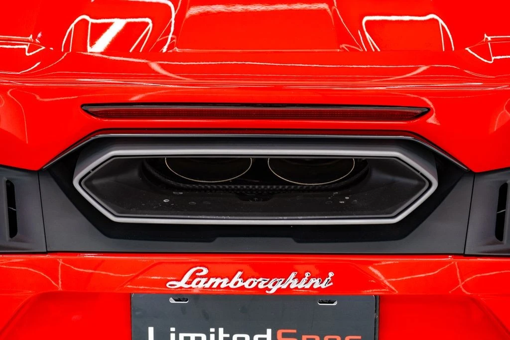 2026 Lamborghini Temerario - Image 17 of 31