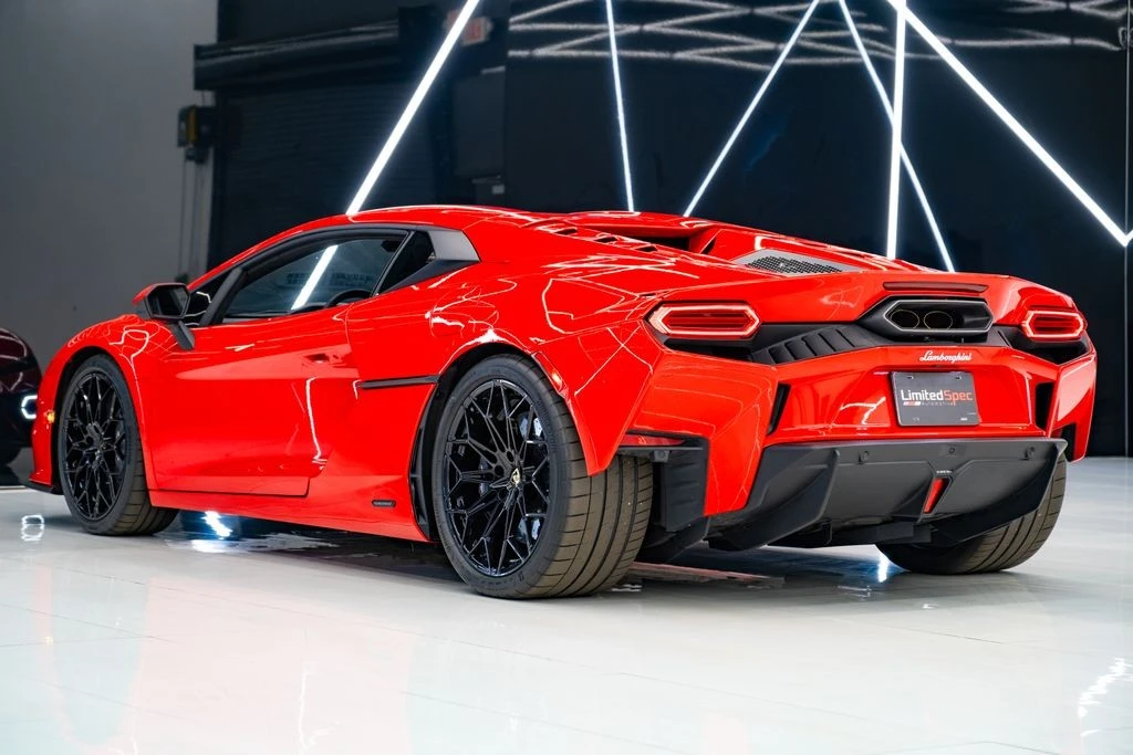 2026 Lamborghini Temerario - Image 10 of 31