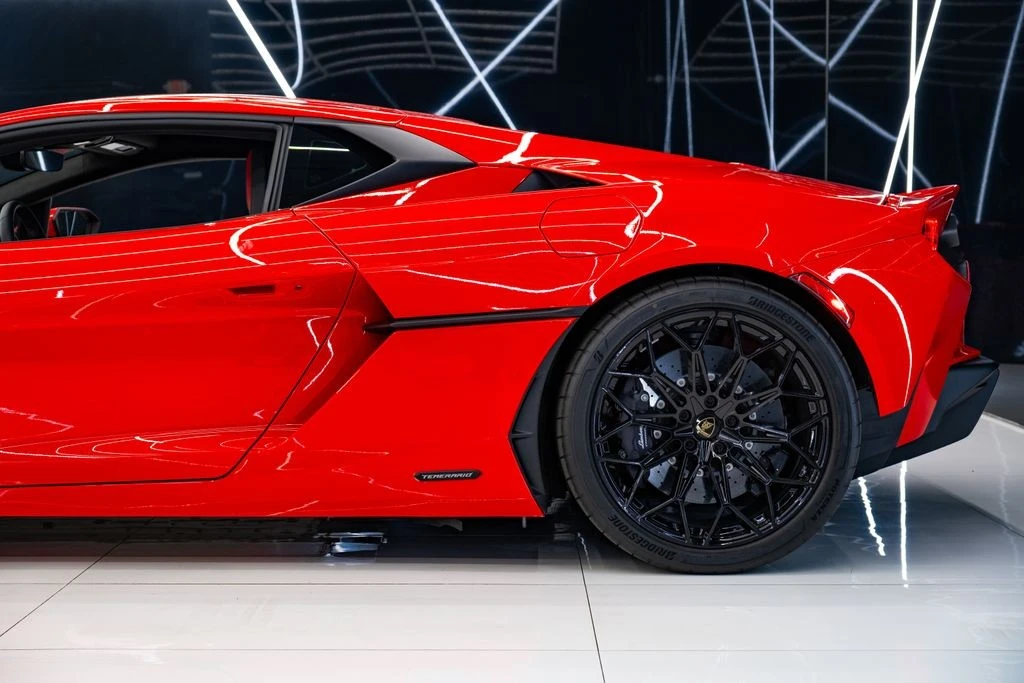 2026 Lamborghini Temerario - Image 7 of 31
