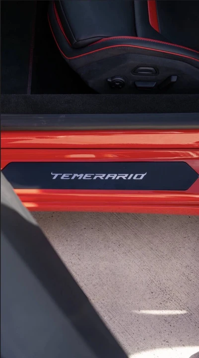 2026 Lamborghini Temerario - Image 19 of 27