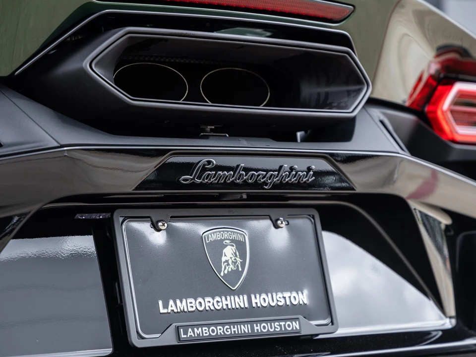 2026 Lamborghini Temerario - Image 17 of 31