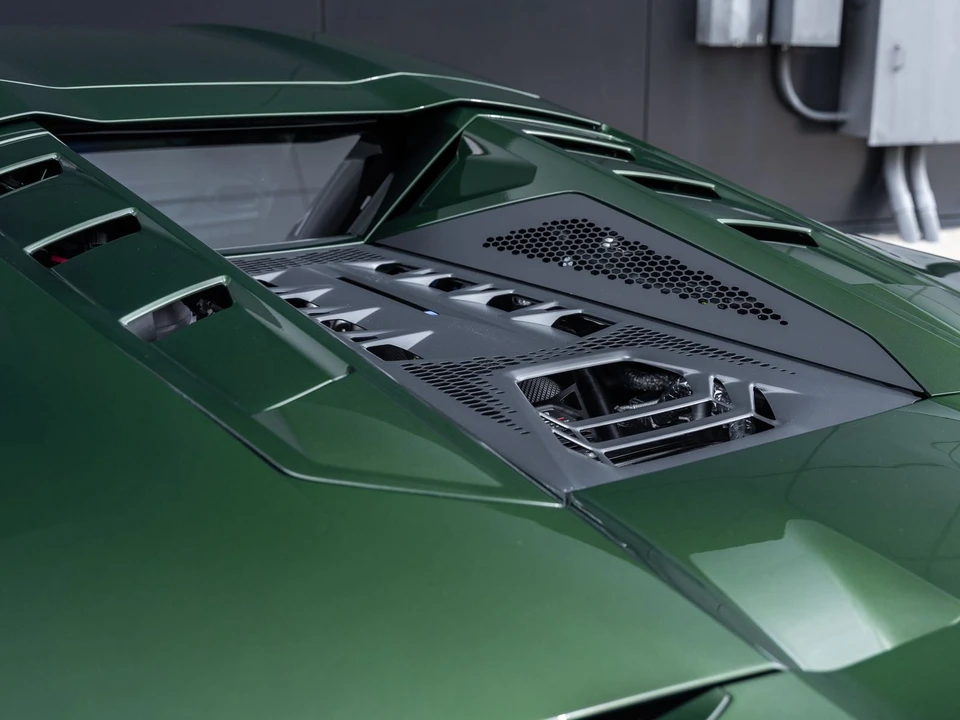 2026 Lamborghini Temerario - Image 18 of 31